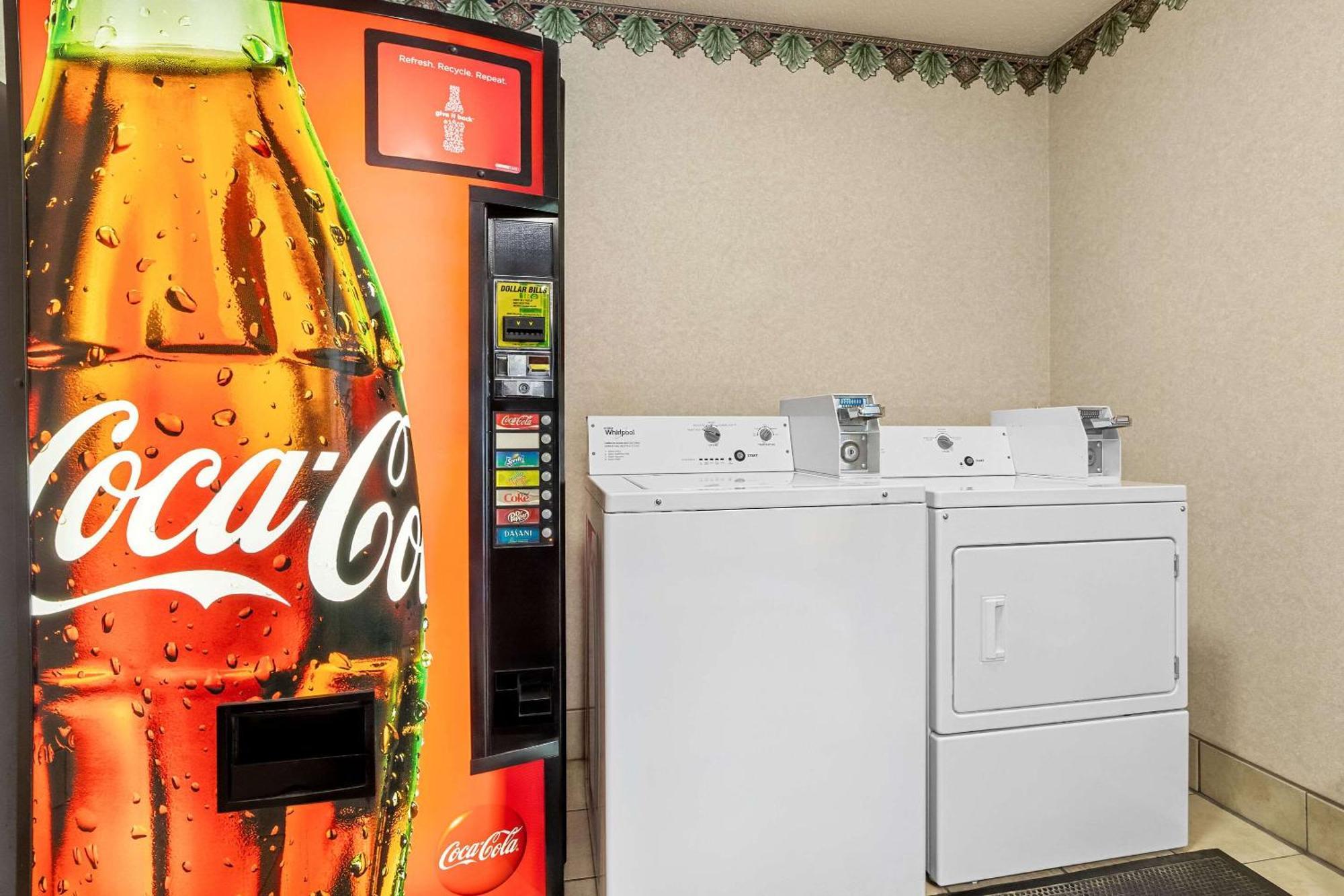 Econo Lodge Russellville Экстерьер фото
