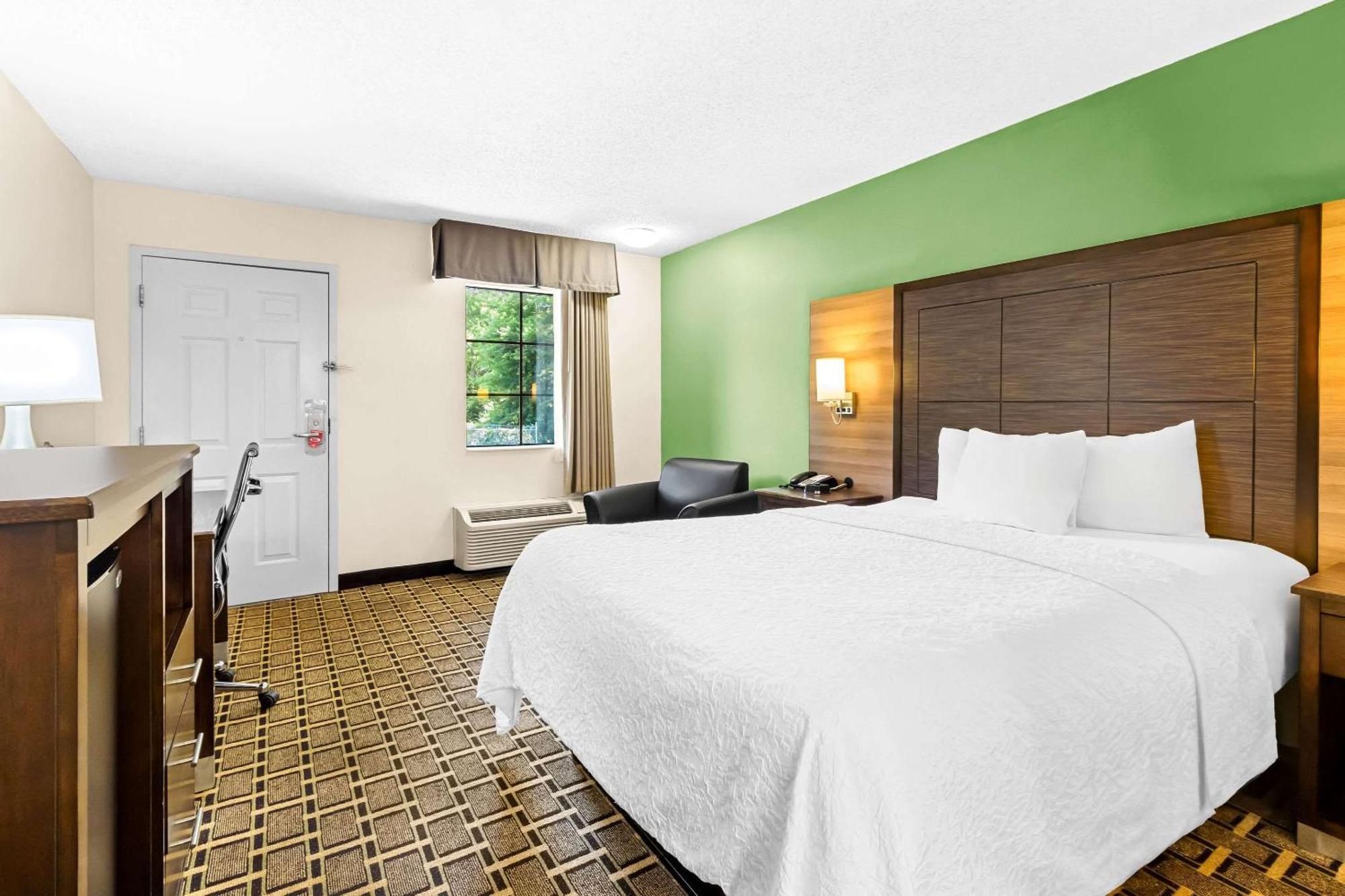 Econo Lodge Russellville Экстерьер фото