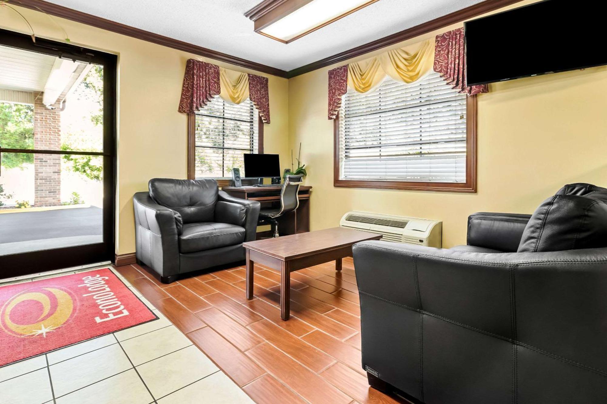Econo Lodge Russellville Экстерьер фото