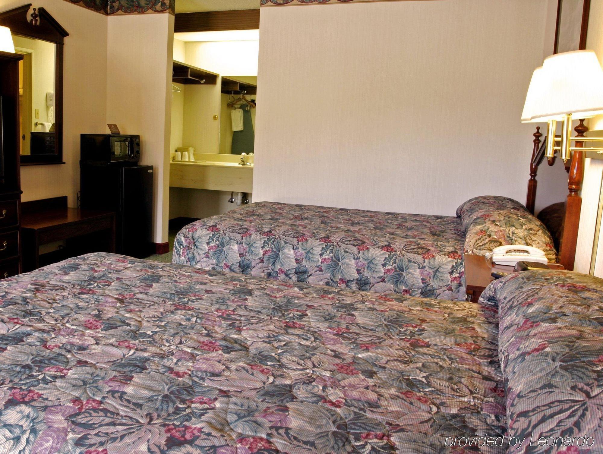 Econo Lodge Russellville Экстерьер фото