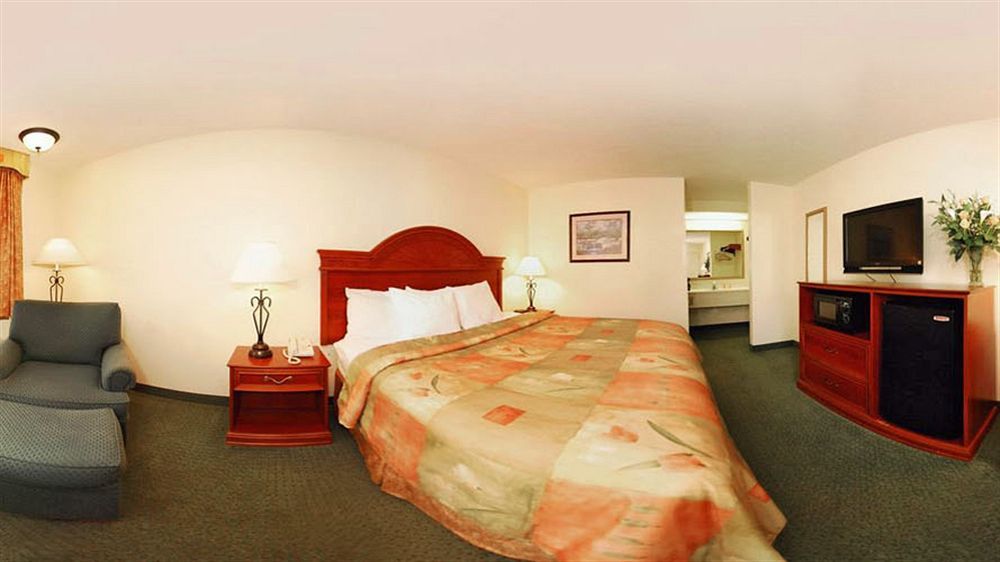 Econo Lodge Russellville Экстерьер фото