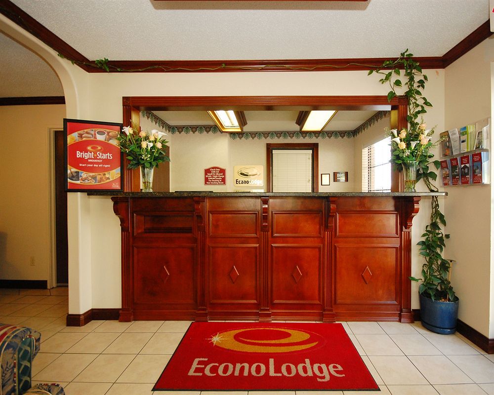 Econo Lodge Russellville Экстерьер фото